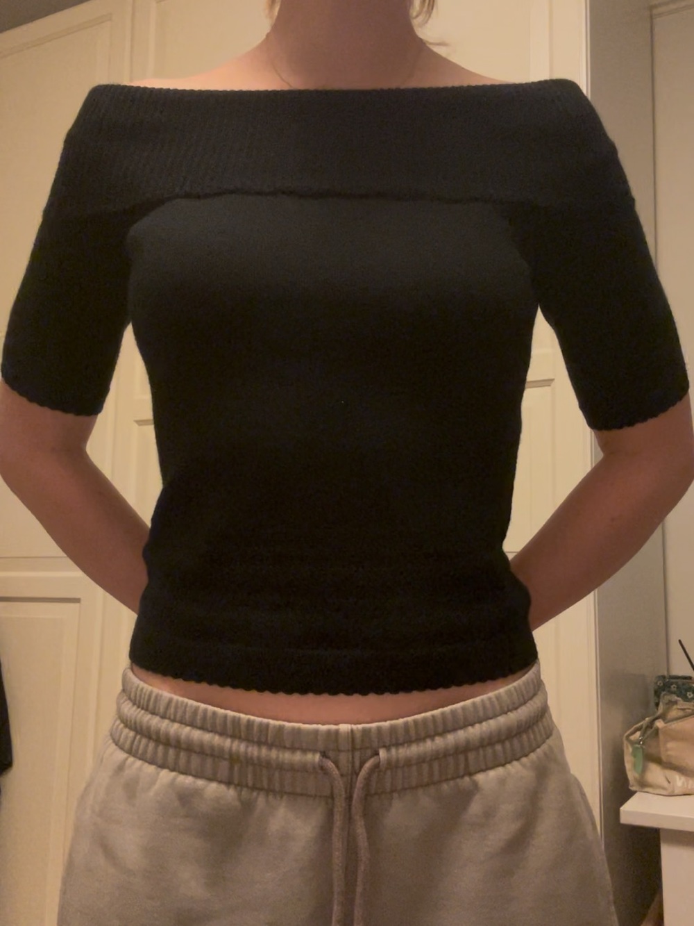 Cynthia Rowley Black Short-Sleeve Off-the-shoulder Top - Picture 4 of 4
